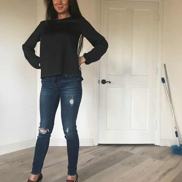 Black blouse with stripe side - Picture 3 of 4